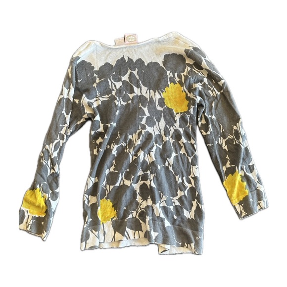 Yellow and black floral long sleeve - Picture 2 of 3